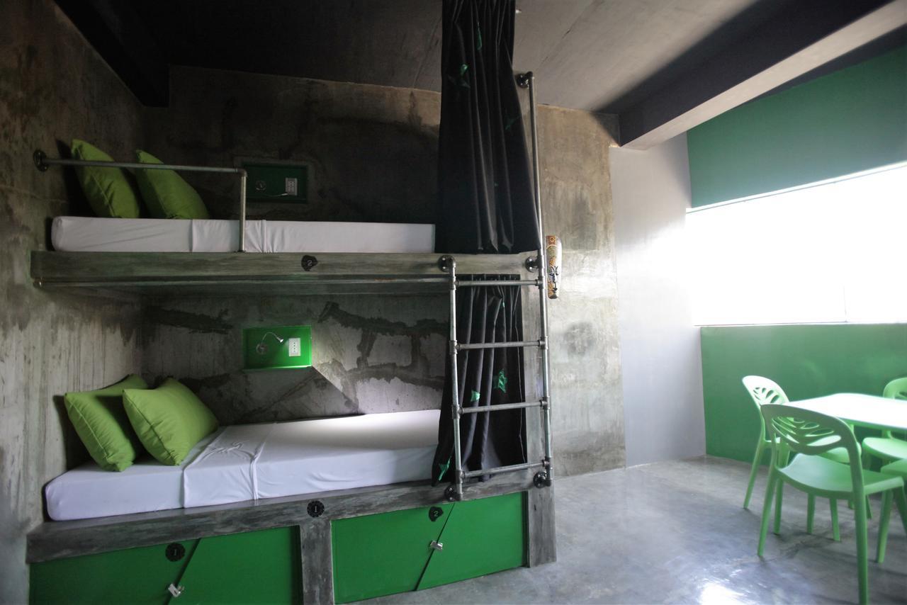 W Hostel Boracay Boracay Island מראה חיצוני תמונה