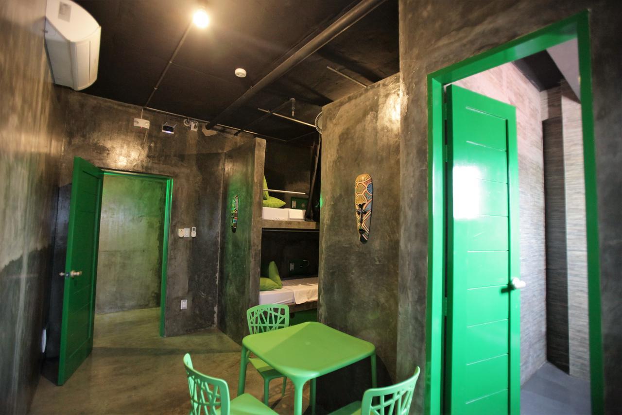 W Hostel Boracay Boracay Island מראה חיצוני תמונה